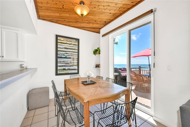 Detail Gallery Image 7 of 56 For 4103 Seashore, Newport Beach,  CA 92663 - 7 Beds | 4 Baths