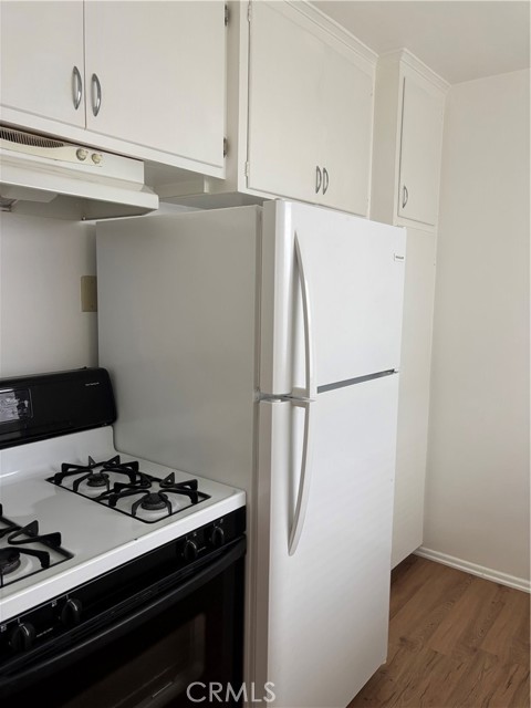 Detail Gallery Image 3 of 10 For 5239 E Ocean Bld #2,  Long Beach,  CA 90803 - 1 Beds | 1 Baths