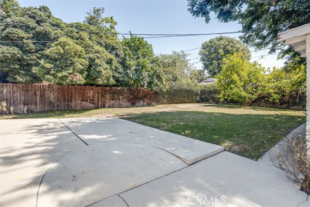 1206 N Keystone, Burbank CA: https://media.crmls.org/medias/fa4d7616-a47a-4a26-bd0d-ecf11ce05ffc.jpg