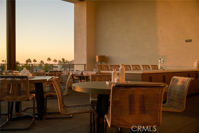 414 Main, Huntington Beach CA: https://media.crmls.org/medias/fa4d9fb6-8903-42a6-bf3c-e274cbb2ac3c.jpg