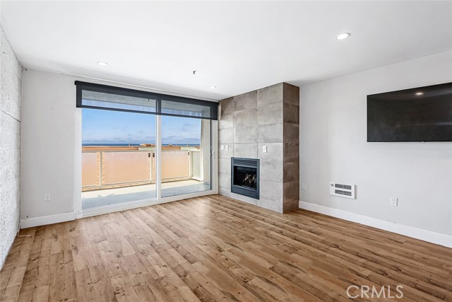 615 Esplanade, Redondo Beach, California 90277, 1 Bedroom Bedrooms, ,1 BathroomBathrooms,Residential,For Sale,Esplanade,SB25238600