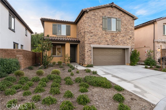 Detail Gallery Image 3 of 57 For 3950 Satsuma, Corona,  CA 92883 - 4 Beds | 3 Baths