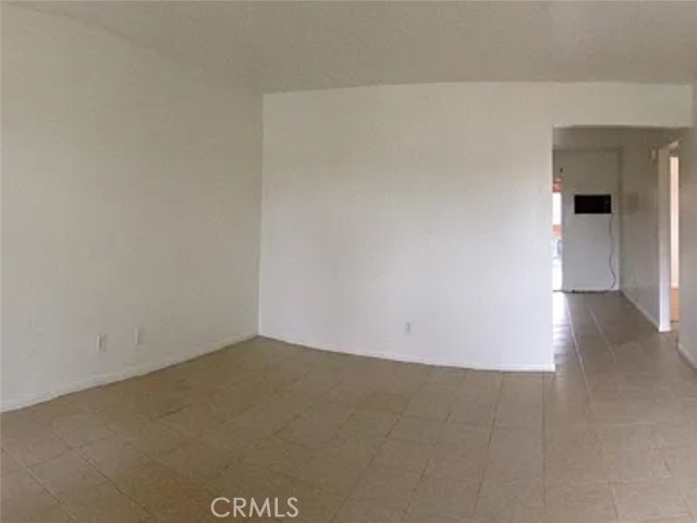 Detail Gallery Image 17 of 28 For 160 W Cascade, Rialto,  CA 92376 - – Beds | – Baths