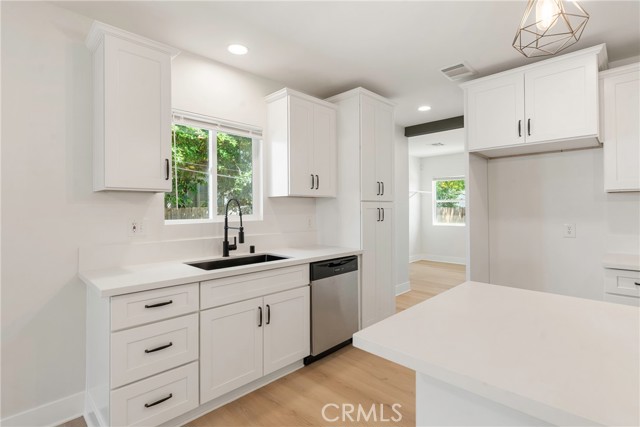 Detail Gallery Image 18 of 49 For 201 Lincoln St, Bakersfield,  CA 93305 - 3 Beds | 2 Baths