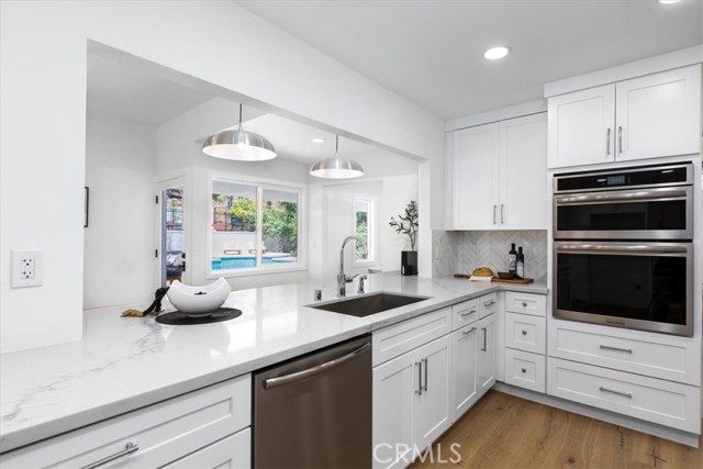 3625 Terrace View Drive, Encino CA: https://media.crmls.org/medias/fa4f552c-165b-428e-bcfa-4a66f862cab9.jpg