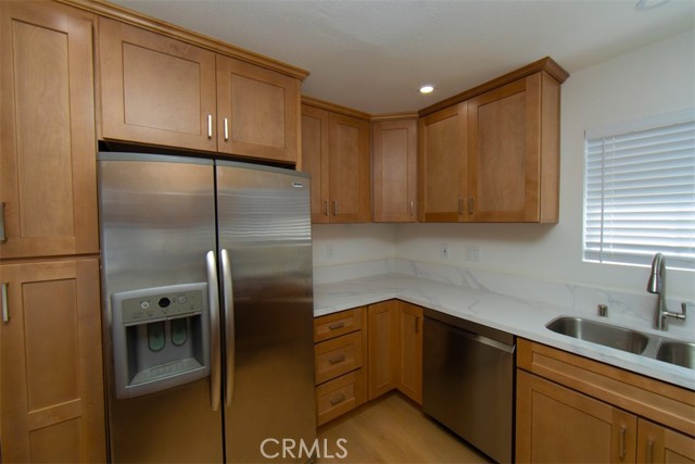Detail Gallery Image 4 of 49 For 2800 Plaza Del Amo #177,  Torrance,  CA 90503 - 3 Beds | 3 Baths