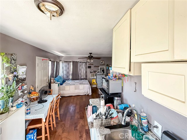 Detail Gallery Image 29 of 40 For 242 S Buena Vista St, Hemet,  CA 92543 - 4 Beds | 2 Baths