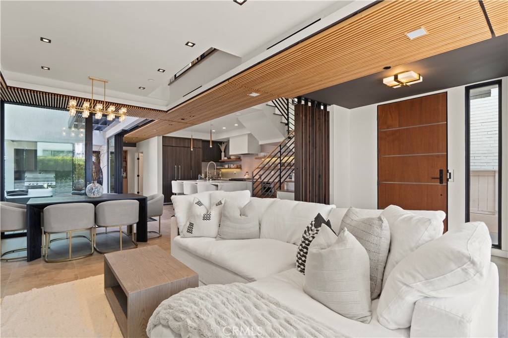 Fa5273c2 D89b 4aa1 B5a5 030ea9c60923