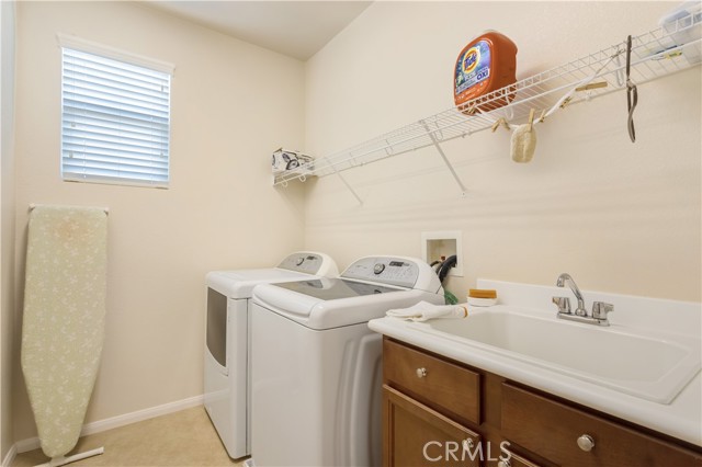 Detail Gallery Image 11 of 33 For 29338 Fall River Ln, Menifee,  CA 92584 - 4 Beds | 2/1 Baths