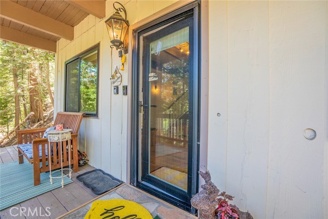 Detail Gallery Image 7 of 49 For 875 Brentwood Dr, Lake Arrowhead,  CA 92352 - 3 Beds | 2 Baths