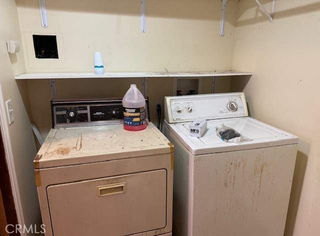 Detail Gallery Image 5 of 21 For 3130 N Mount Curve, Altadena,  CA 91001 - 2 Beds | 2 Baths