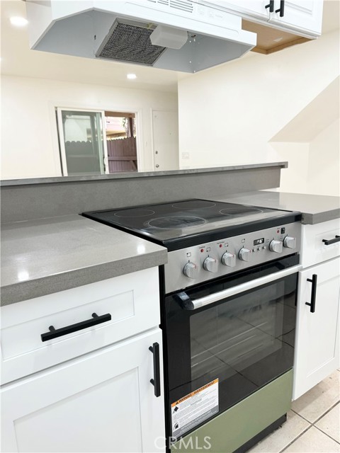 Detail Gallery Image 5 of 27 For 440 W Orangewood Ave #440,  Anaheim,  CA 92802 - 1 Beds | 1 Baths