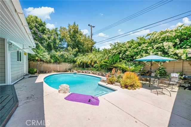 124 N Janet Place, Fullerton CA: https://media.crmls.org/medias/fa54c73f-f1b4-44d7-ae71-98b07c14f2ce.jpg
