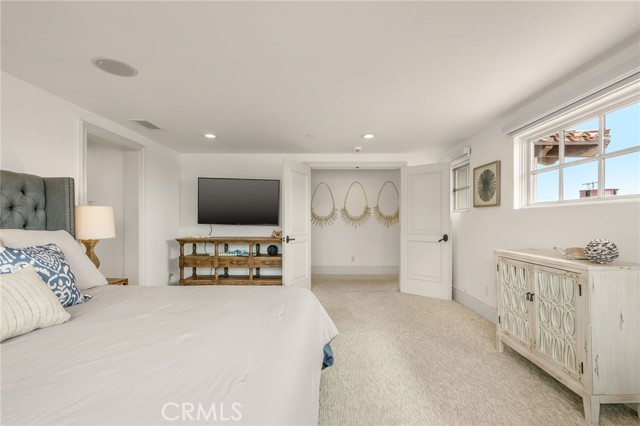 480 Cress Street, Laguna Beach CA: https://media.crmls.org/medias/fa551be3-0ee7-43df-85f5-c4b199462e74.jpg