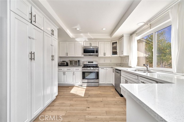 Detail Gallery Image 13 of 55 For 23706 Livewood Ln, Harbor City,  CA 90710 - 5 Beds | 3 Baths