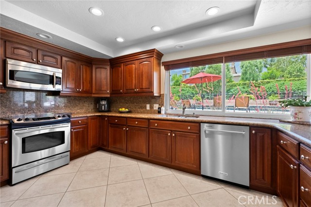 9430 Valley View Street, Rancho Cucamonga CA: https://media.crmls.org/medias/fa557d66-65a8-4ac2-9131-15e1cdddbf61.jpg