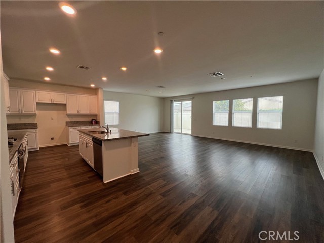 Detail Gallery Image 13 of 27 For 34650 Running Canyon Drive, Murrieta,  CA 92563 - 4 Beds | 2 Baths