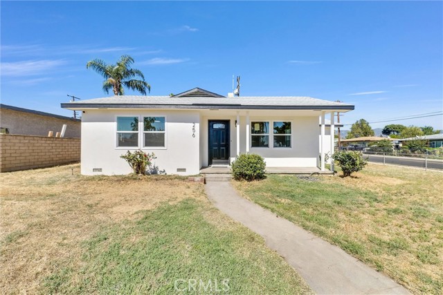 Detail Gallery Image 1 of 1 For 256 E Ramona Dr, Rialto,  CA 92376 - 3 Beds | 2 Baths