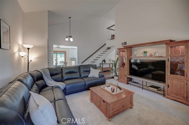 Detail Gallery Image 8 of 70 For 26586 via Noveno, Mission Viejo,  CA 92691 - 4 Beds | 3 Baths