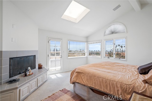 304 Avenue E, Redondo Beach CA: https://media.crmls.org/medias/fa56cf0f-5daf-4ded-b89f-d63e244d84bd.jpg