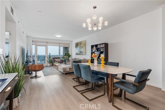 3785 Wilshire Boulevard, Los Angeles CA: https://media.crmls.org/medias/fa5766b9-4fca-423c-b6f8-625515eec223.jpg