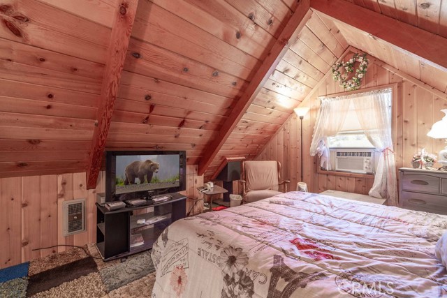 Detail Gallery Image 18 of 36 For 39820 Snowball, Big Bear Lake,  CA 92315 - 3 Beds | 1/1 Baths