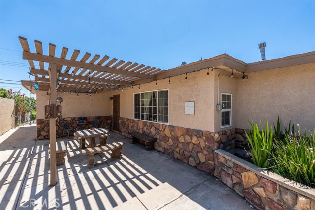 279 E 48th Street, San Bernardino CA: https://media.crmls.org/medias/fa58295d-9229-4f16-b8fb-f12fb68550fa.jpg