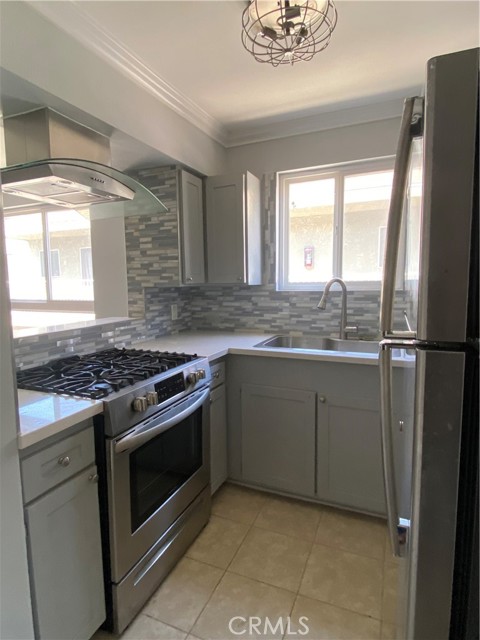 Detail Gallery Image 2 of 16 For 10900 Blix St #10,  North Hollywood,  CA 91602 - 1 Beds | 1 Baths
