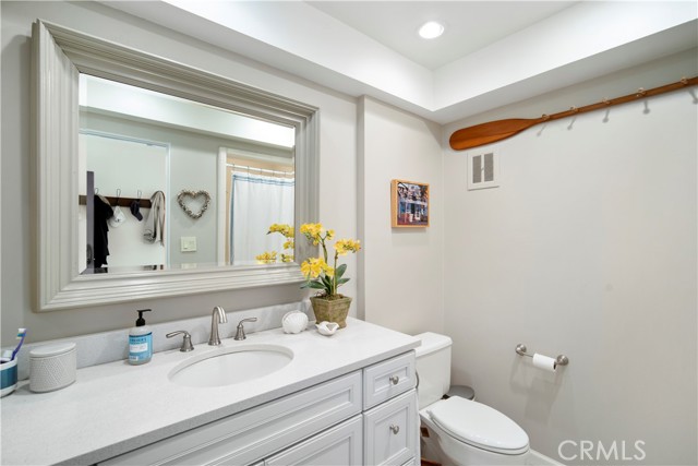 Detail Gallery Image 39 of 54 For 19 N Vista De La Luna, Laguna Beach,  CA 92651 - 3 Beds | 2 Baths
