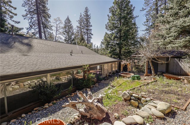 Detail Gallery Image 50 of 63 For 20332 Lakeview Dr, Lakehead,  CA 96051 - 3 Beds | 2/1 Baths