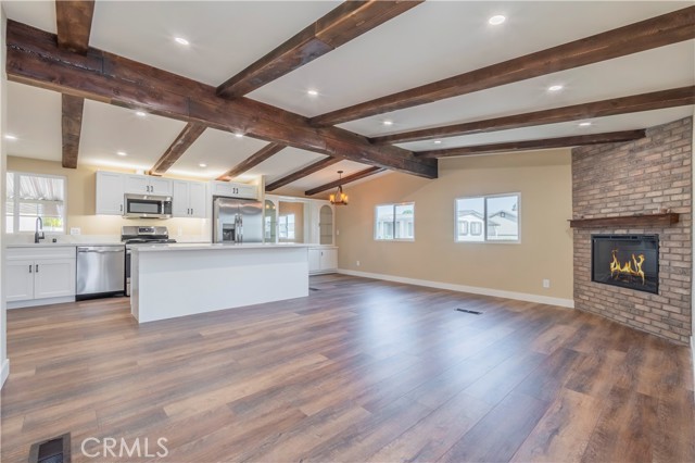 1456 E Philidelphia Street, Ontario CA: https://media.crmls.org/medias/fa595414-9b02-4255-ac23-59c5fb40facf.jpg