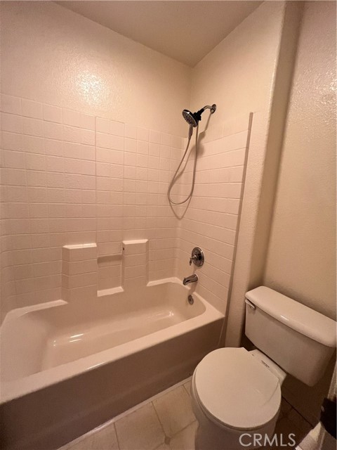 20865 Oakdale Lane, Riverside CA: https://media.crmls.org/medias/fa5966c0-f7c0-4aad-8edc-8d9a98108ef4.jpg