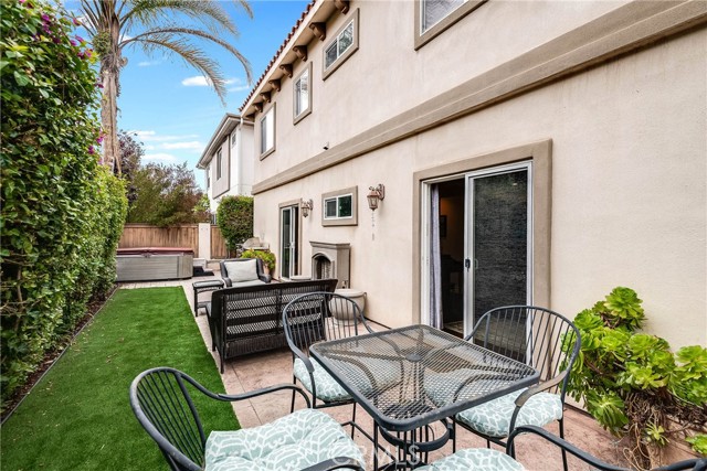 2208 Warfield Avenue, Redondo Beach, California 90278, 4 Bedrooms Bedrooms, ,3 BathroomsBathrooms,Residential,Sold,Warfield,SB22062522
