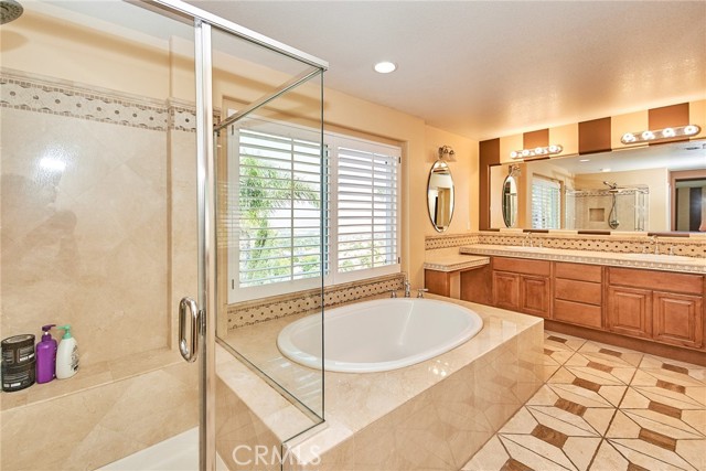 Detail Gallery Image 20 of 32 For 1565 Vandagriff Way, Corona,  CA 92883 - 4 Beds | 4 Baths