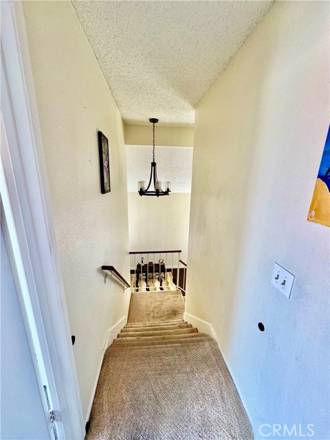 11308 Sherwood Court, Fontana CA: https://media.crmls.org/medias/fa59e7fd-1ca1-46dd-bca0-968649ff7bf7.jpg
