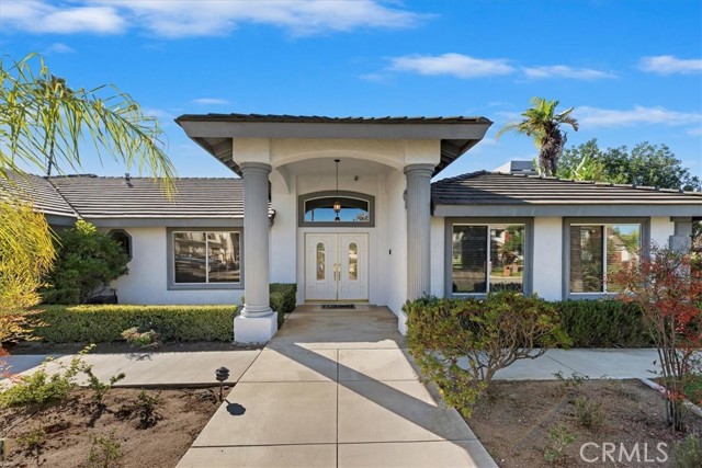 Detail Gallery Image 14 of 70 For 1042 Coronet, Riverside,  CA 92506 - 4 Beds | 4/1 Baths