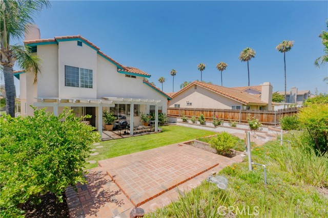 13674 Bennington Court, Fontana CA: https://media.crmls.org/medias/fa5a352a-1f68-4e02-9e18-2cd02c0219ed.jpg