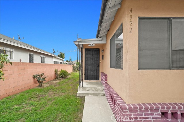 Detail Gallery Image 2 of 17 For 4922 Columbia Ave, Pico Rivera,  CA 90660 - – Beds | – Baths