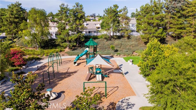 43195 Martina Court, Temecula CA: https://media.crmls.org/medias/fa5b2e77-5731-44ef-bd6a-1e1b97eac1ca.jpg