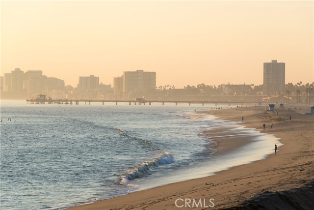 Image 3 of 33 For 6025 Seaside Walk