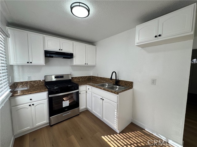 Detail Gallery Image 8 of 16 For 1637 E 115th, Los Angeles,  CA 90059 - – Beds | – Baths