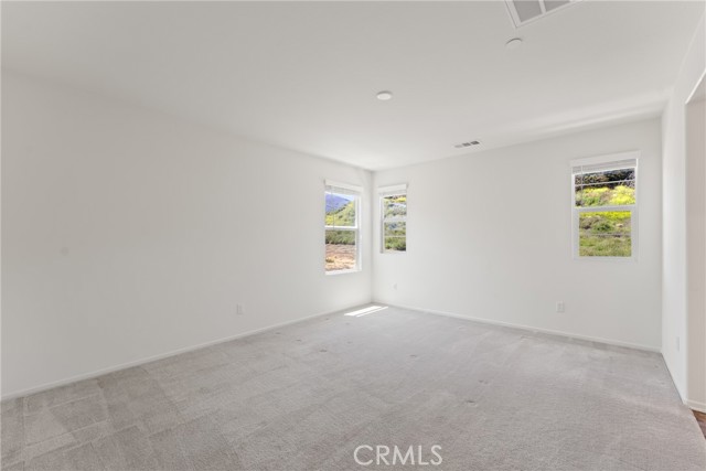 Detail Gallery Image 17 of 41 For 17100 Gray Pine Pl, San Bernardino,  CA 92407 - 3 Beds | 2/1 Baths