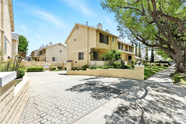 254 N Mar Vista Avenue, Pasadena CA: https://media.crmls.org/medias/fa5ce851-604d-4886-9534-ee6b0b4029a0.jpg