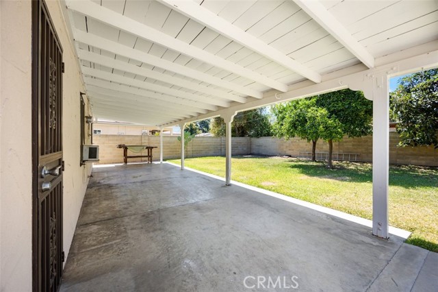 Detail Gallery Image 17 of 28 For 2006 W Wilshire Ave, Santa Ana,  CA 92704 - 3 Beds | 2 Baths
