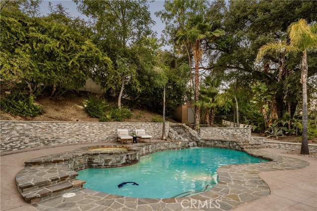 20286 Allentown Drive, Woodland Hills CA: https://media.crmls.org/medias/fa5ed684-4e8b-45b7-92a2-a3adce454689.jpg