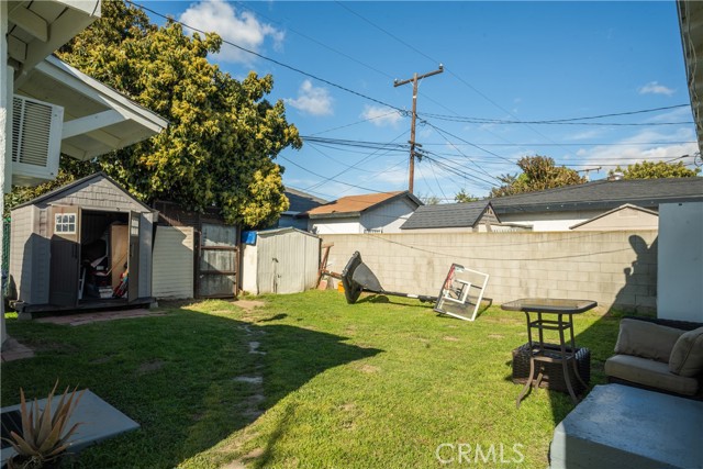 2123 Columbia Street, Long Beach, California 90810, ,Multi-Family,For Sale,Columbia,SB24066151