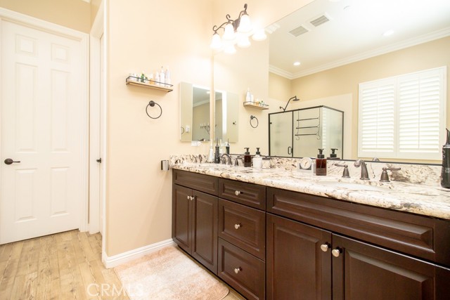 464 Whitney Peak, Beaumont CA: https://media.crmls.org/medias/fa5fac6e-4094-4213-ac6d-75c6d1a3afed.jpg