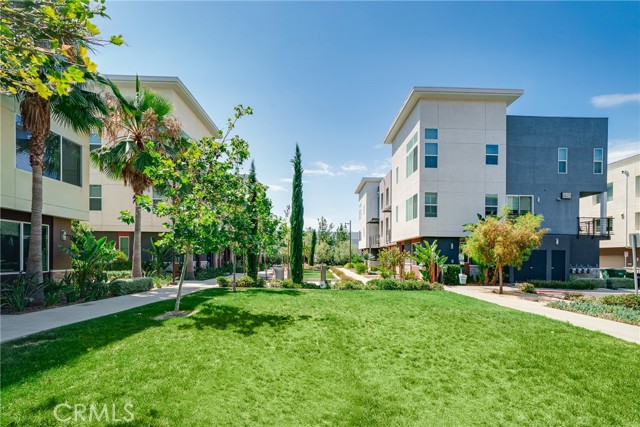 221 Steely, Irvine CA: https://media.crmls.org/medias/fa608756-6b91-4e72-b678-197c0101fd40.jpg