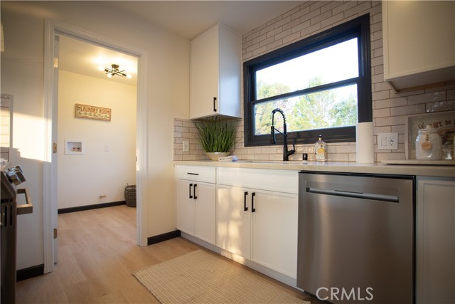 Detail Gallery Image 17 of 25 For 1860 Watson Way, Vista,  CA 92083 - 4 Beds | 2 Baths