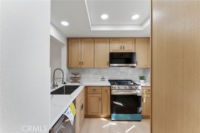 Detail Gallery Image 3 of 37 For 29 Celosia, Rancho Santa Margarita,  CA 92688 - 1 Beds | 1 Baths